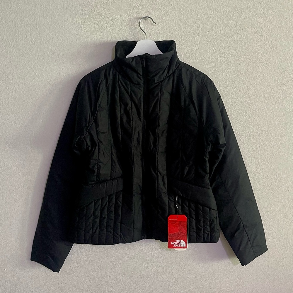 NWT North Face All Black Insulated Ski/Snowboard Outdoor Winter Quilted Coat